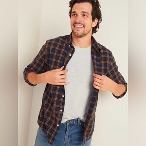 Old Navy Men's Navy and Orange Checkered Everyday Shirt Slim Fit- Medium